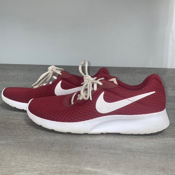 Nike Shoes - Maroon Nike Shoes